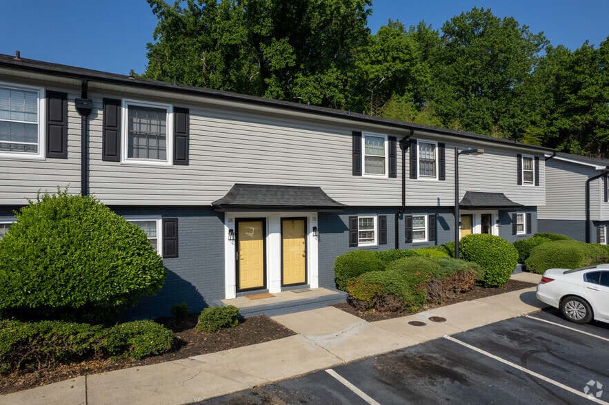 More Photos Of 1127 Rutherford Rd, Greenville Apartments For Sale
