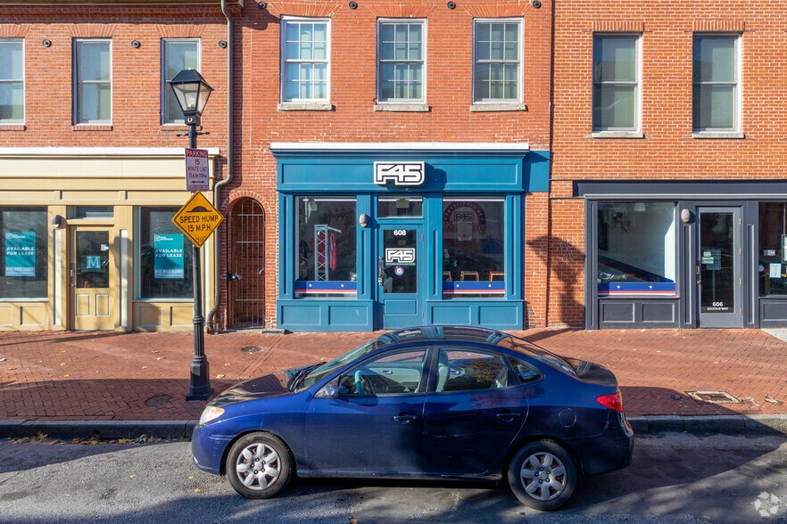 More Photos Of 600-604 S Broadway, Baltimore Unknown For Sale