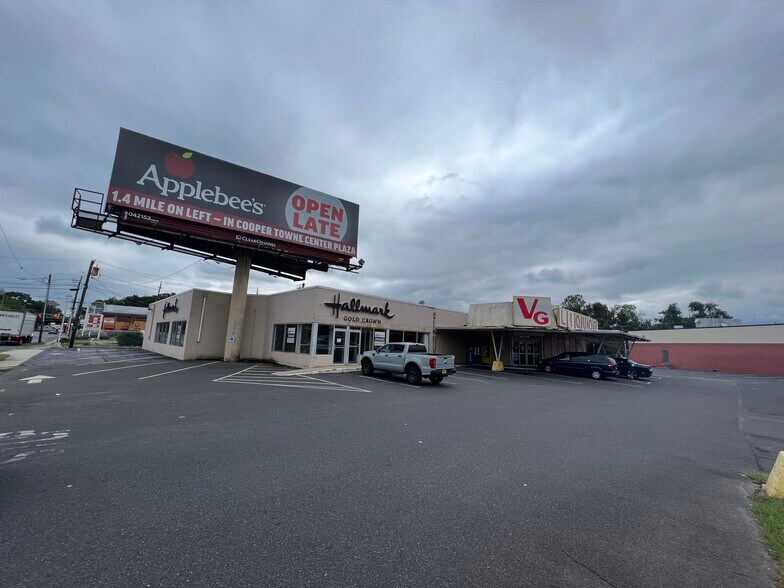 More Photos Of 116 N White Horse Pike, Lawnside Freestanding For Lease