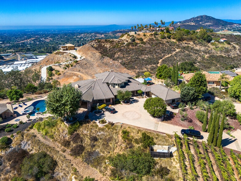 More Photos Of 2286 Sunshine Mountain Rd, San Marcos Winery Vineyard For Sale