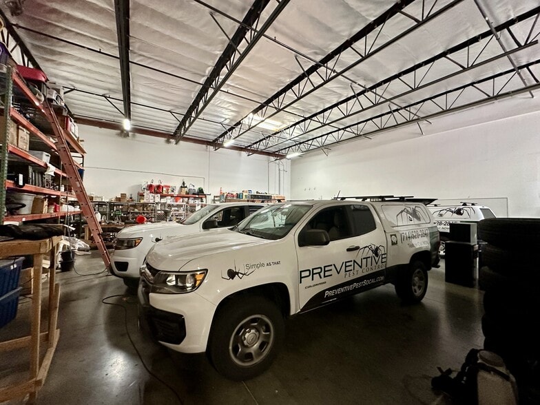 More Photos Of 1025 N Shepard St, Anaheim Warehouse For Sale