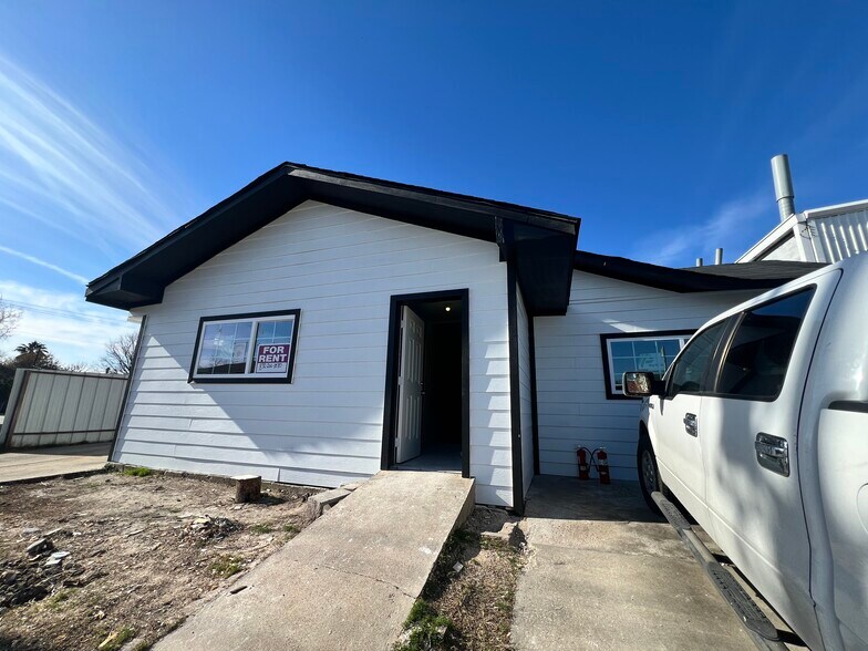 More Photos Of 1426 Telephone Rd, Houston Multifamily For Sale