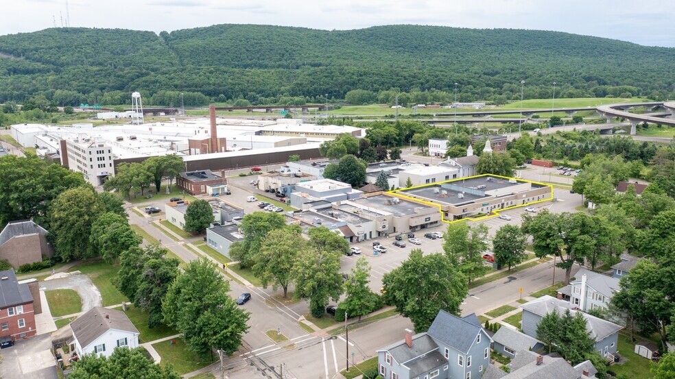 More Photos Of 140 Village Sq, Painted Post Storefront Retail Office For Lease