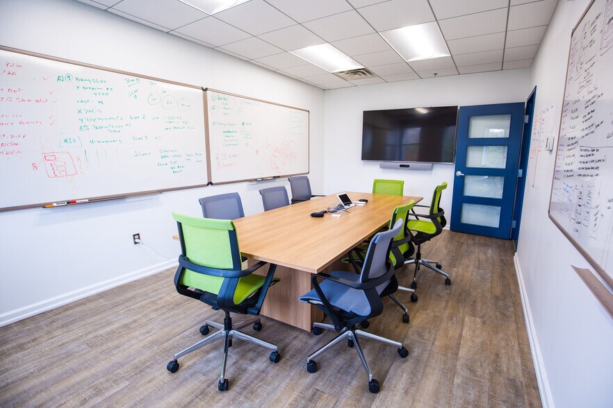 More Photos Of 100 Canal Pointe Blvd, Princeton Medical For Lease