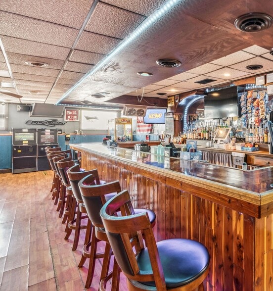 More Photos Of 297 N Main St, Dunkirk Bar For Sale