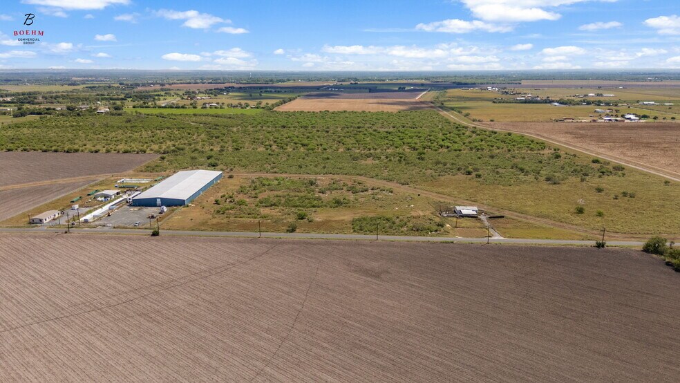 More Photos Of 833 County Road 583, La Coste Research And Development For Sale