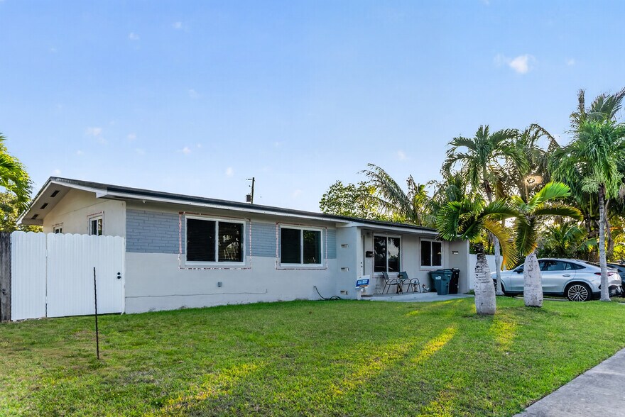 More Photos Of 9760 Memorial Rd, Cutler Bay Assisted Living For Sale