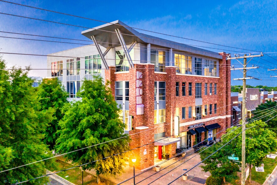 More Photos Of 2201 South Blvd, Charlotte Office Residential For Lease