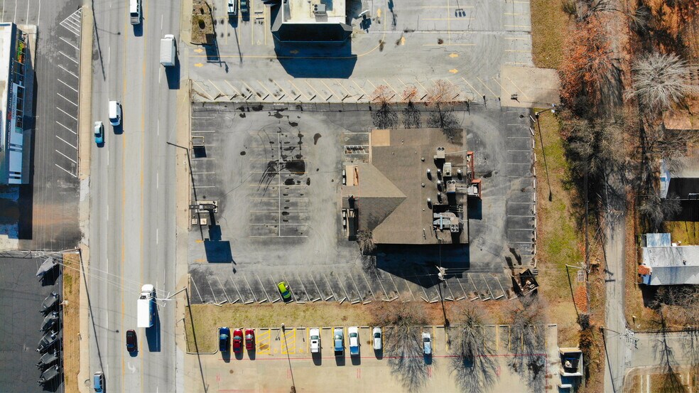 More Photos Of 853 N Glenstone Ave, Springfield Restaurant For Lease