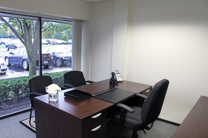 More Photos Of 200 E Big Beaver Rd, Troy Coworking Space