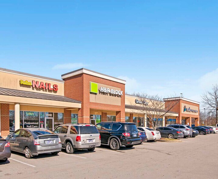 More Photos Of 2910 S Church St, Murfreesboro Freestanding For Lease