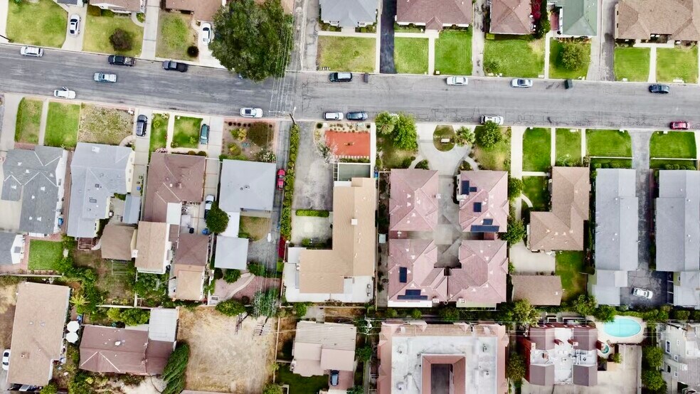 More Photos Of 1150 Okoboji Dr, Arcadia Apartments For Sale