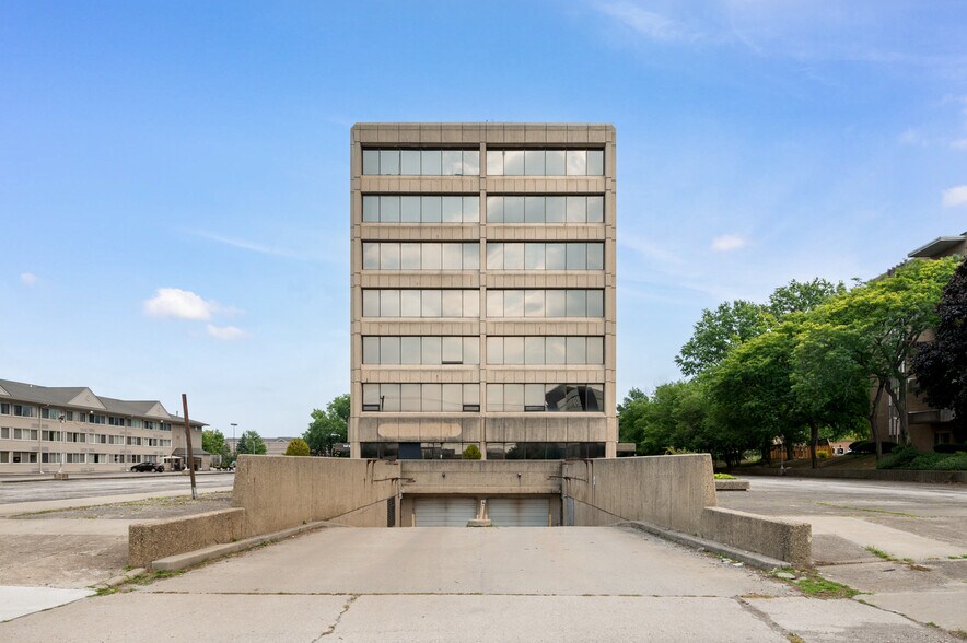 More Photos Of 20325 Center Ridge Rd, Rocky River Office For Sale