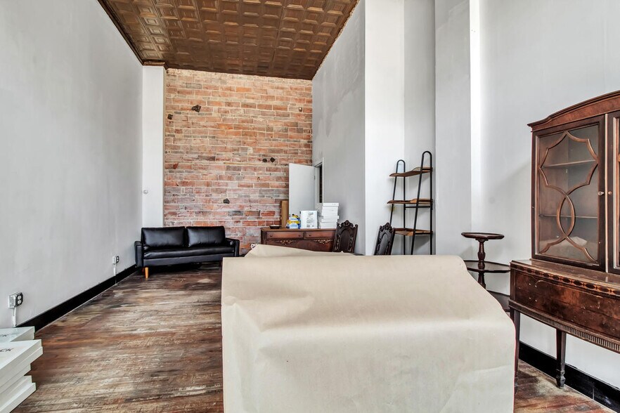 More Photos Of 212-220 Grant St, Buffalo Apartments For Lease