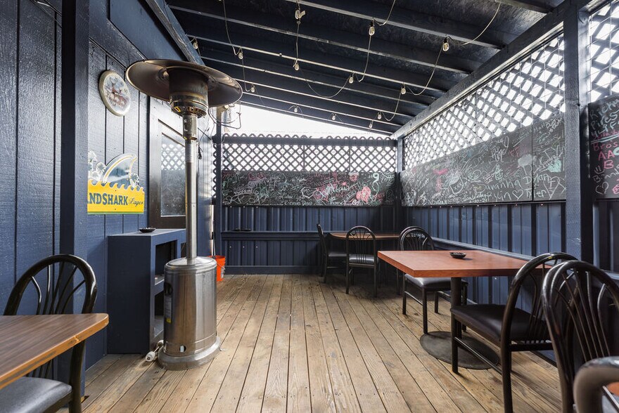 More Photos Of 125 Opresik Ln, Myrtle Creek Bar For Sale