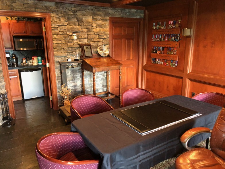 More Photos Of 502 Wilmont Dr, Mount Sterling Light Manufacturing For Lease