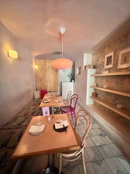 More Photos Of 146 Metropolitan Ave, Brooklyn Restaurant For Lease