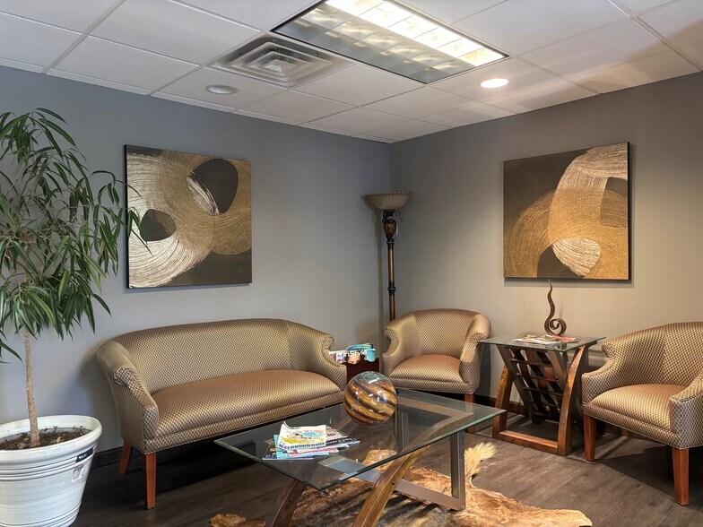 More Photos Of 401 Smith Dr, Cranberry Medical For Sale