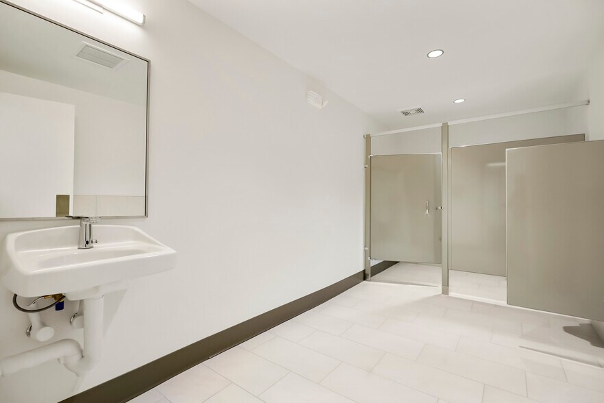 More Photos Of 11031 Sheridan Blvd, Westminster Office For Lease