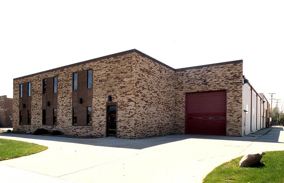 More Photos Of 34195 Riviera Dr, Fraser Warehouse For Sale