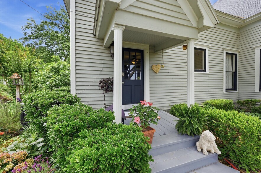 More Photos Of 202 E Main St, Celina Flex For Sale