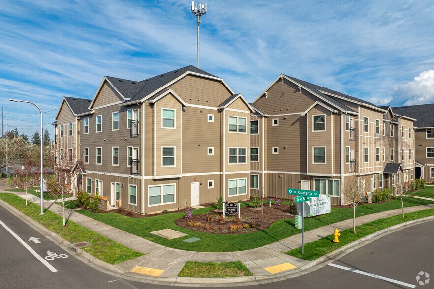 More Photos Of 421 NE 80th Ave, Hillsboro Apartments For Sale