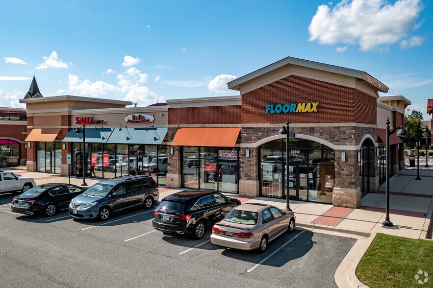 More Photos Of Father Hurley Blvd & Observation Dr, Germantown Unknown For Lease