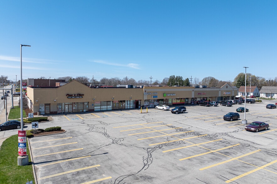 More Photos Of 1530 W 26th St, Erie Unknown For Lease