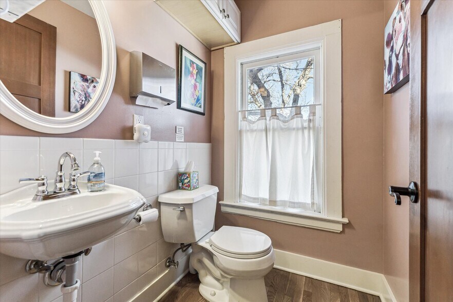 More Photos Of 5613 Olde Wadsworth Blvd, Arvada Storefront Retail Office For Lease