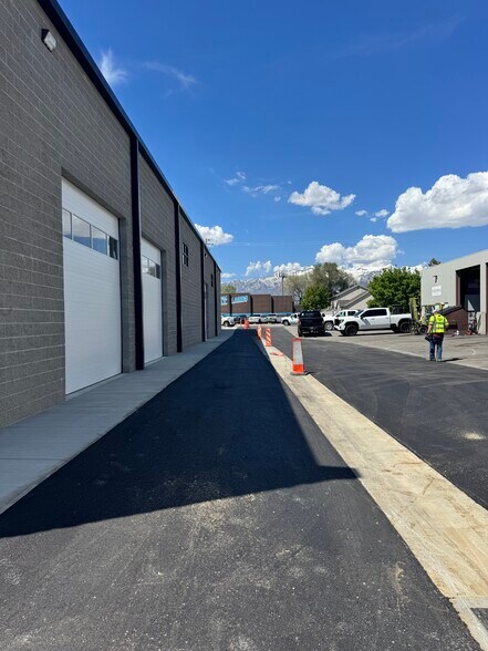 More Photos Of 111 S 700 E, American Fork Warehouse For Lease
