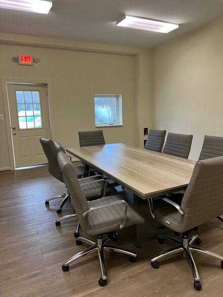 More Photos Of 7252 Benedict Ave, Benedict Storefront Retail Office For Lease