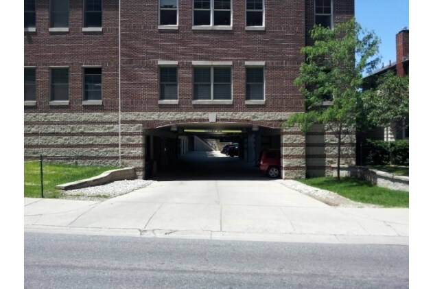 More Photos Of 1310 S Main St, Ann Arbor Medical For Sale