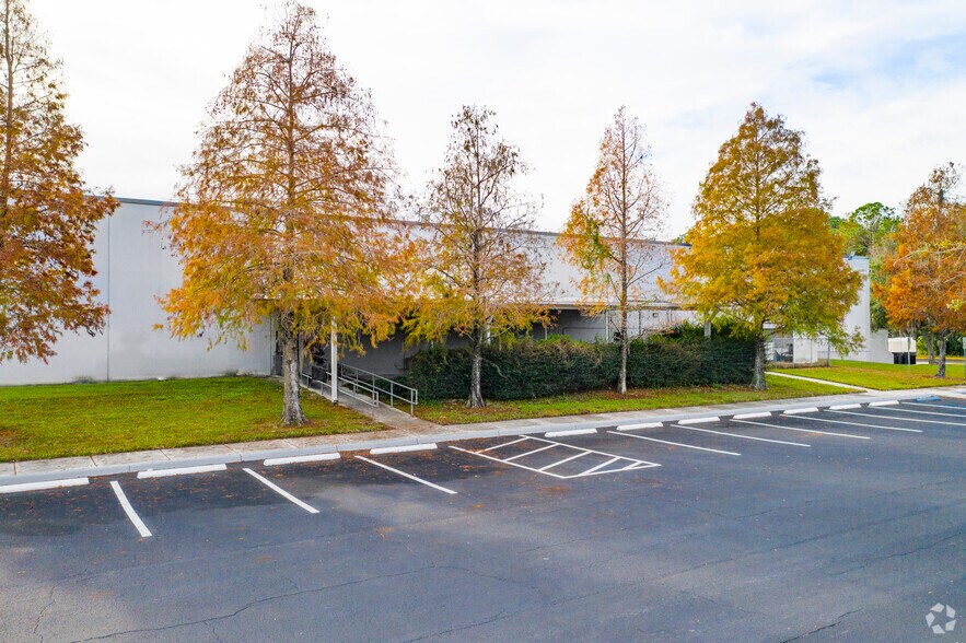 More Photos Of 13750 Reptron Blvd, Tampa Manufacturing For Lease