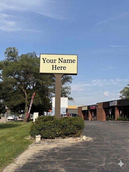 More Photos Of 33W622 Roosevelt Rd, West Chicago Freestanding For Lease