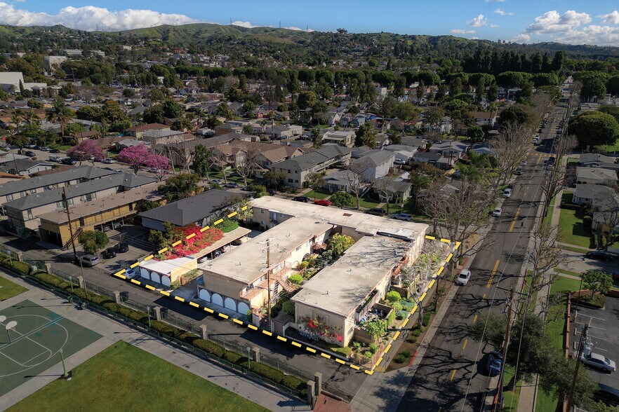 More Photos Of 7959 Bright Ave, Whittier Apartments For Sale