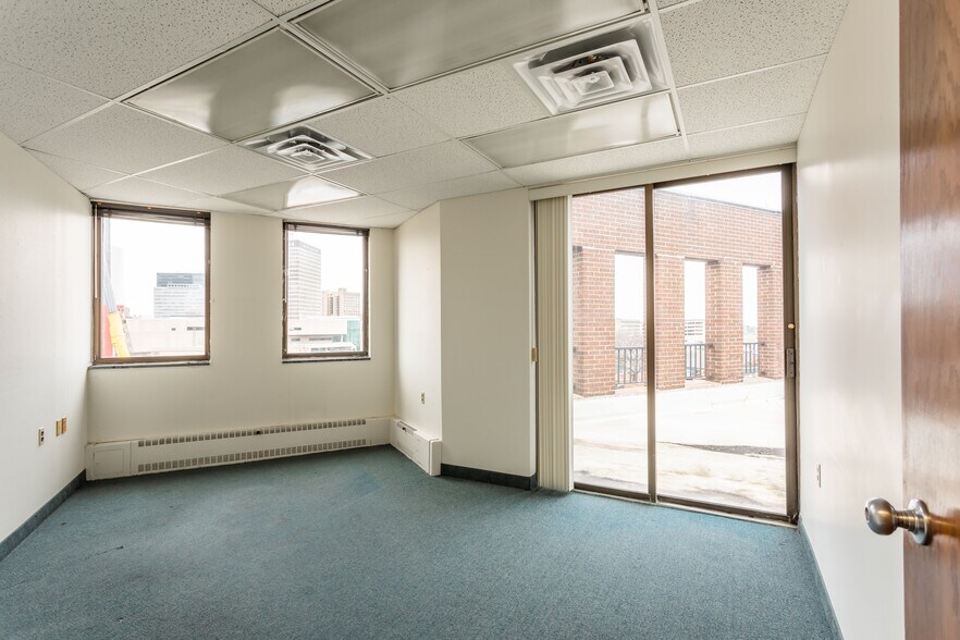 More Photos Of 109 S Union St, Rochester Office For Sale