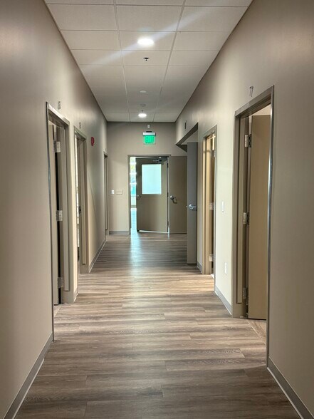 More Photos Of 5234 Little Rd, New Port Richey Medical For Lease