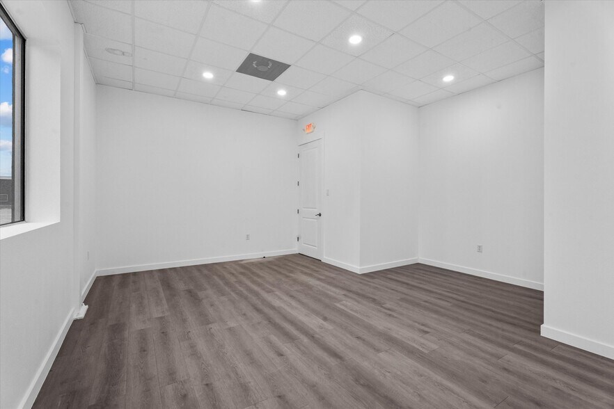More Photos Of 26605 Cook Field Rd, Katy Light Distribution For Lease