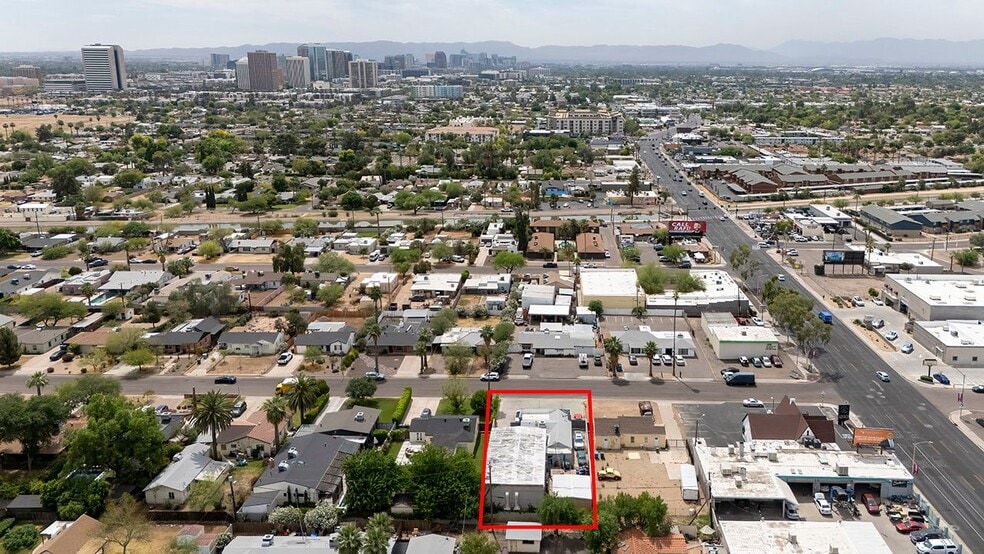 More Photos Of 648 W Coolidge St, Phoenix Auto Repair For Sale