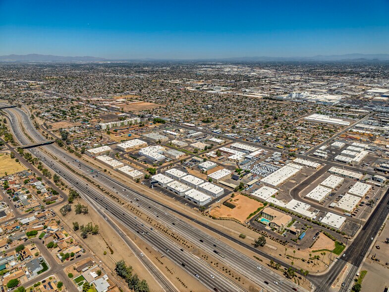 More Photos Of 1329 N 29th Ave, Phoenix Warehouse For Lease
