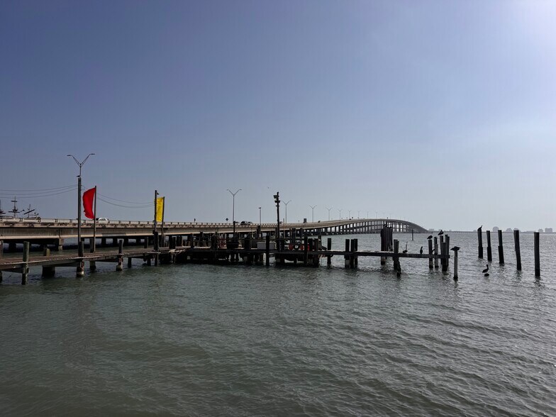 More Photos Of 510 E Queen Isabella Blvd, Port Isabel General Retail For Sale