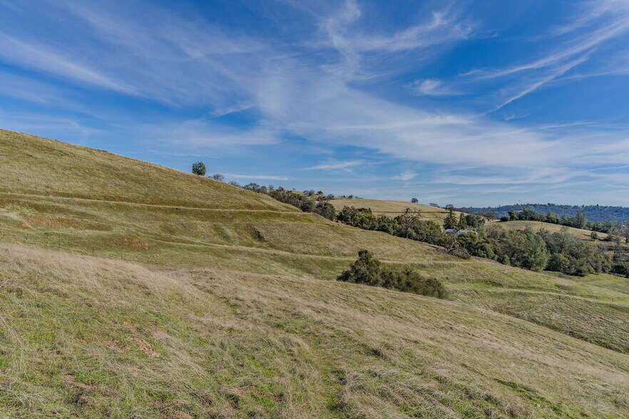 More Photos Of Old Highway 49, Sutter Creek Land For Sale