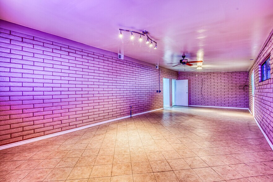 More Photos Of 6208 Doniphan Dr, El Paso Land For Lease