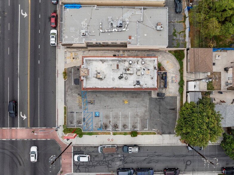 More Photos Of 5991 Atlantic Ave, Long Beach Restaurant For Sale