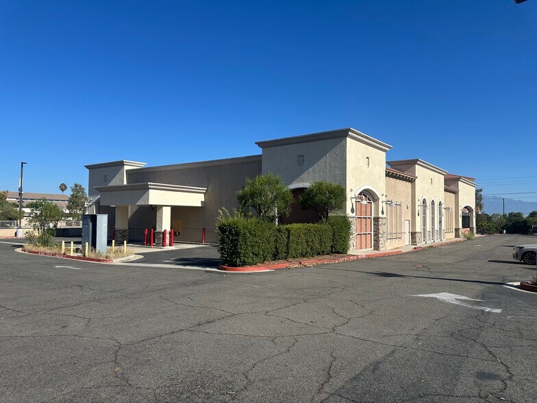 More Photos Of 910 W Ontario Ave, Corona Drugstore For Lease