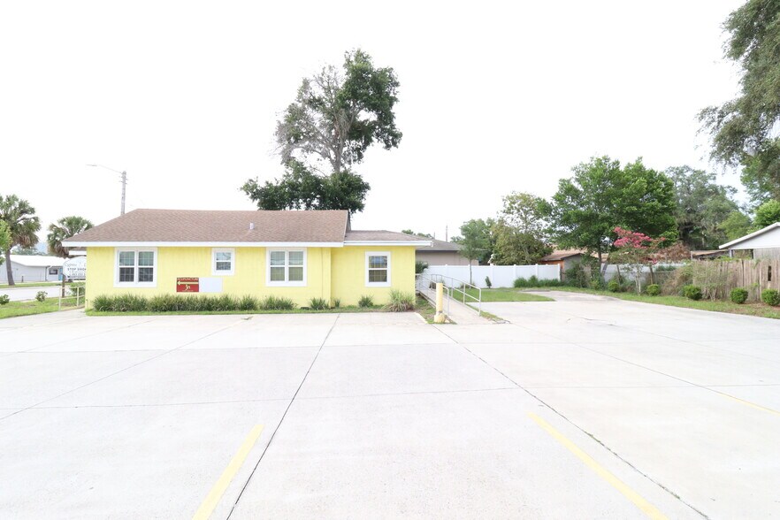 More Photos Of , Winter Haven Office For Sale