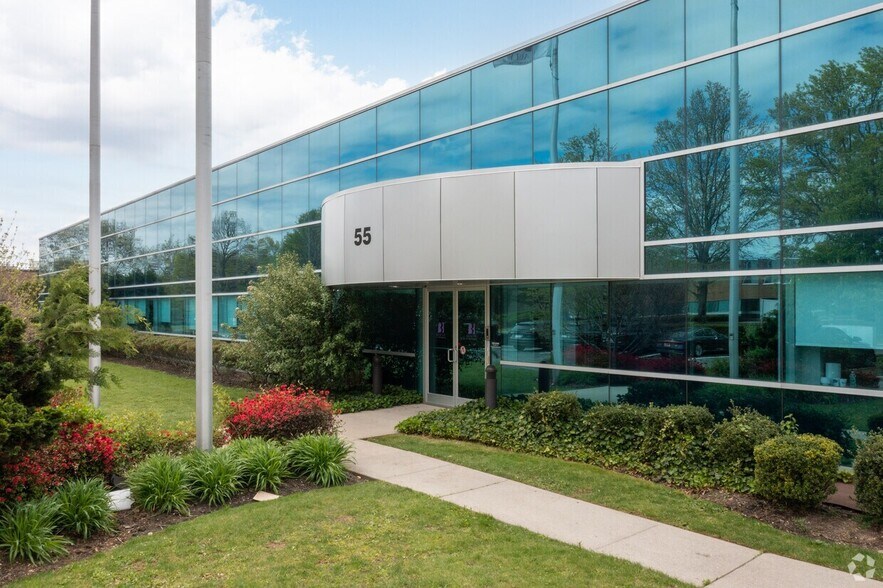 More Photos Of 55 Mall Dr, Commack Distribution For Sale