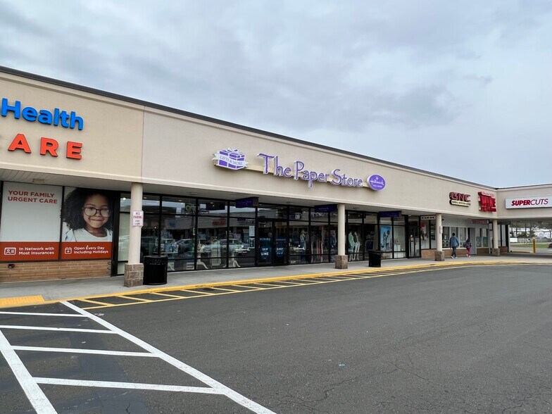 More Photos Of 1060 W Main St, Branford Unknown For Lease