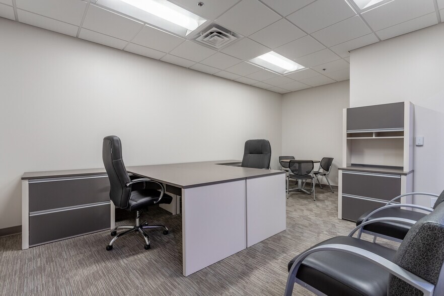 More Photos Of 101 S Elm St, Greensboro Office For Lease