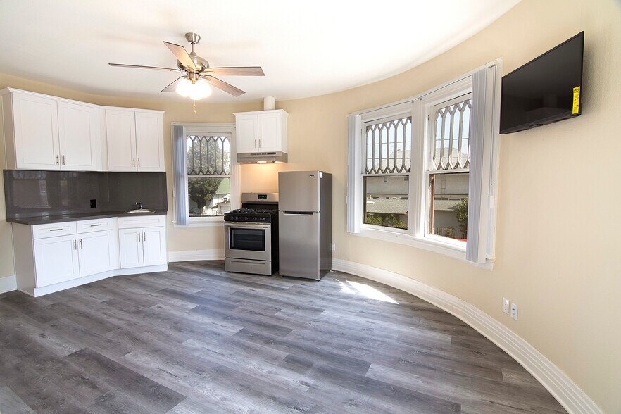 More Photos Of 1703 Toberman St, Los Angeles Apartments For Sale